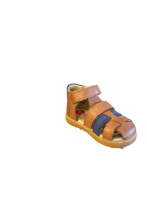 Kick pod camel marine
